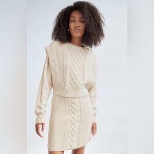 Pink Cable Knit ARITZIA
Babaton
Seek Sweater